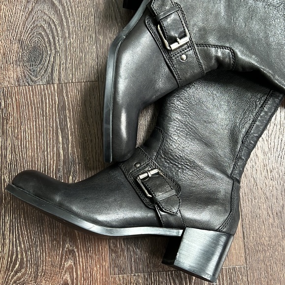 Women’s Boot - Picture 4 of 6